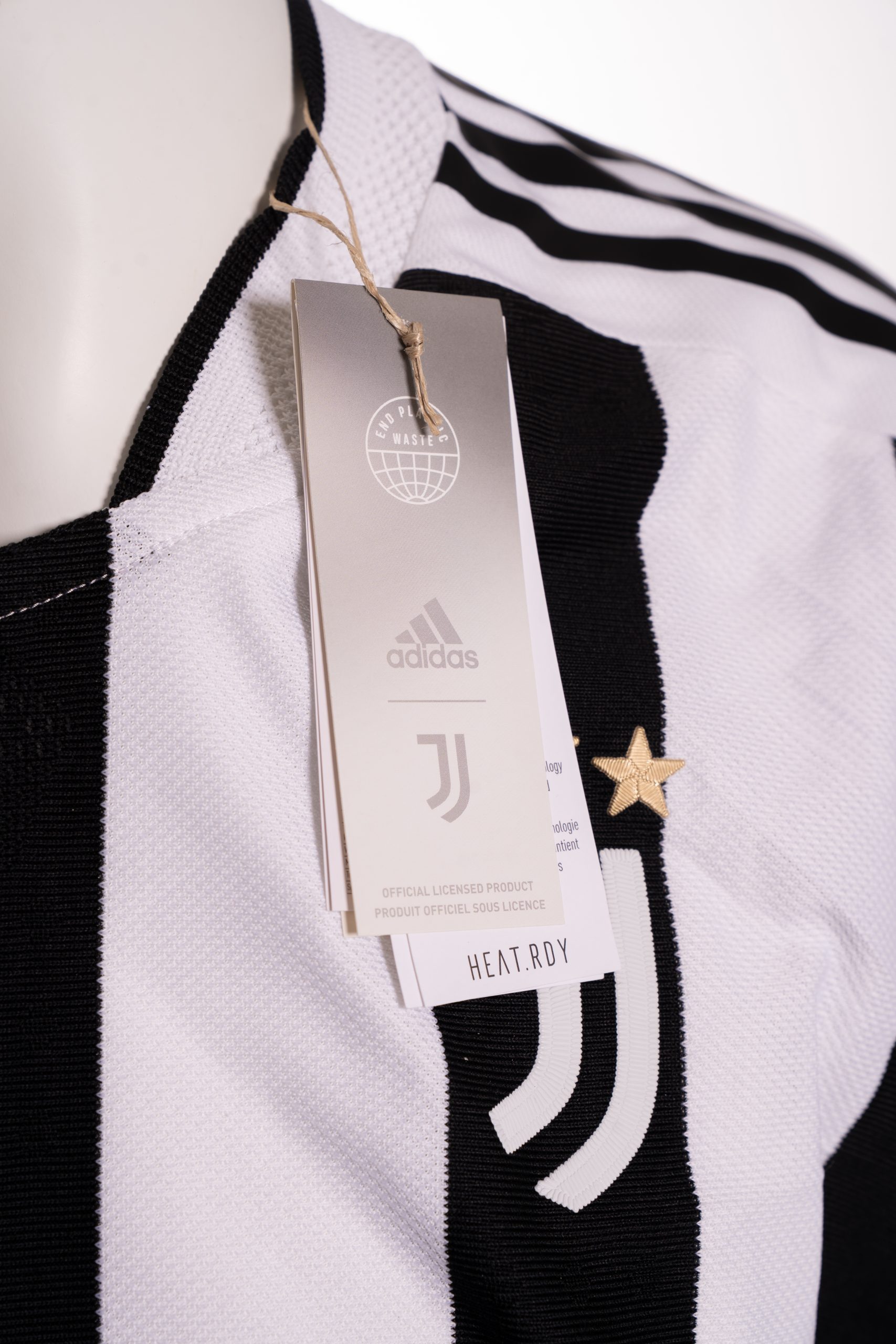 Maglia di Giorgio Chiellini autografata – Il guerriero della difesa italiana - immagine 7